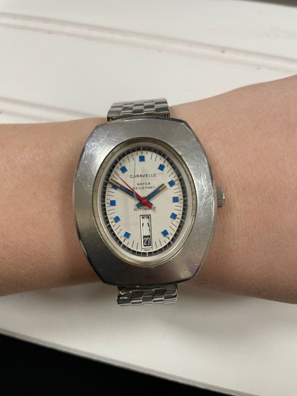 Vintage Bulova Caravelle Men’s Automatic Watch Day/Date Two-Tone Dial 1972
